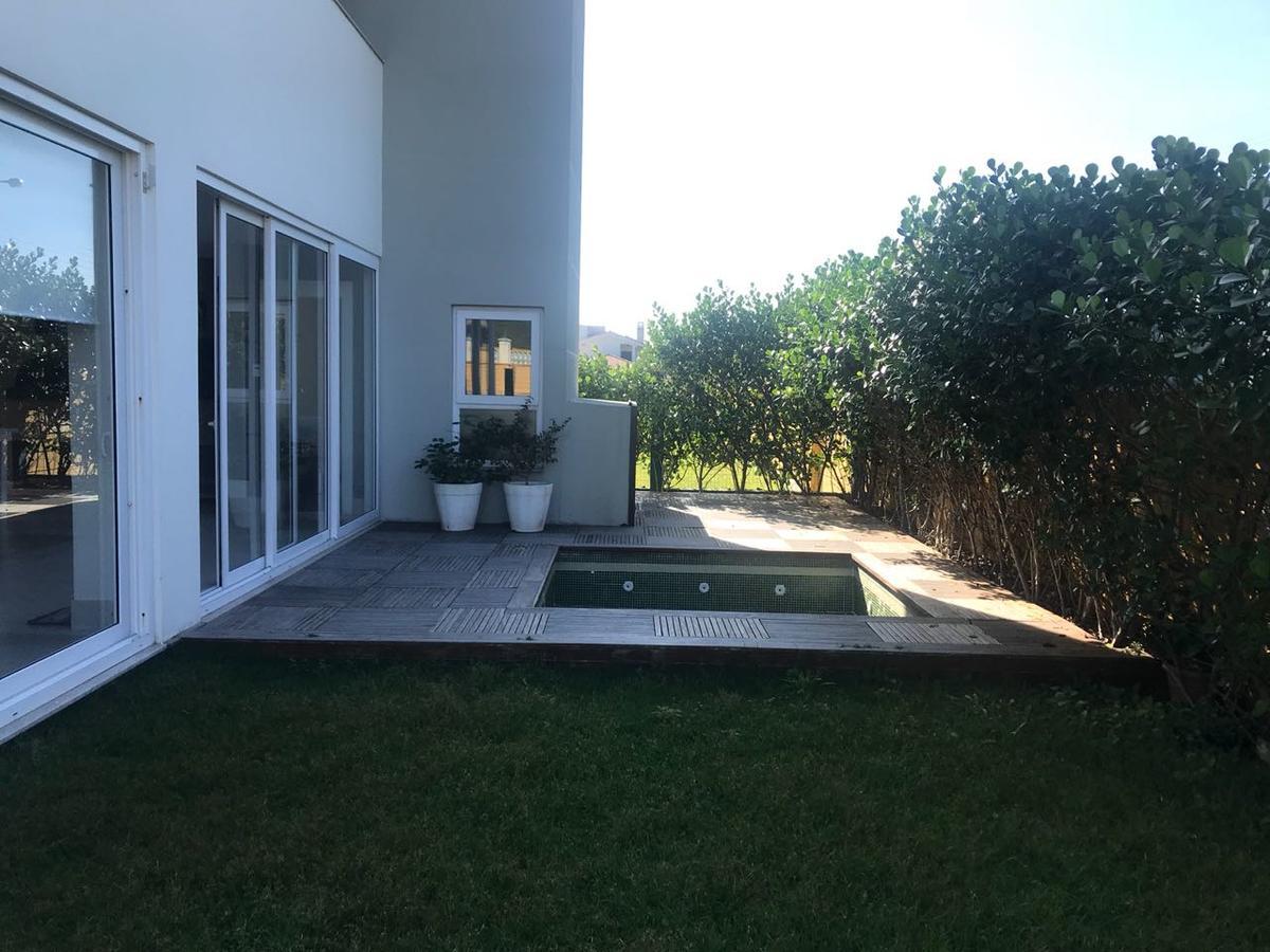 Casa 450M2 Laguna Internacional Exterior photo